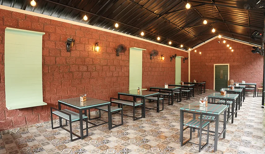 Riverside restaurant in Aluva near Cochin Airport - Maqla Deli